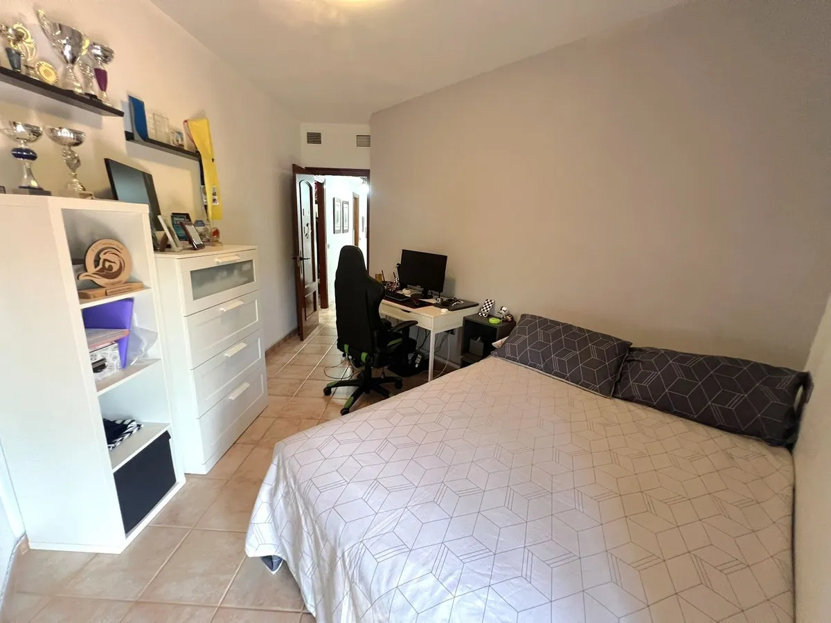 35fd996a-1574-4c37-8765-37bbde152c88