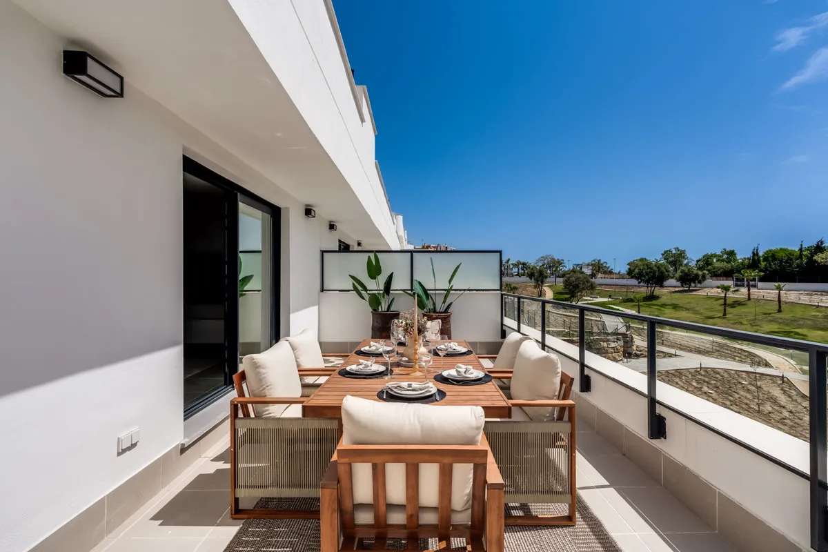 2058222b-8dd6-4f5c-accd-56fba0df297f