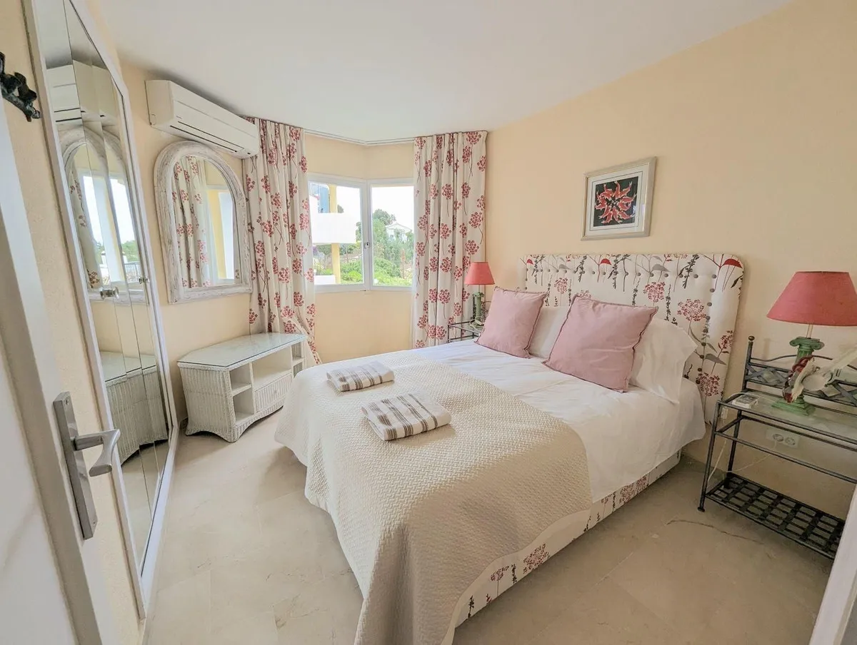 d932de8a-2b85-4b98-9286-3cc094c20083