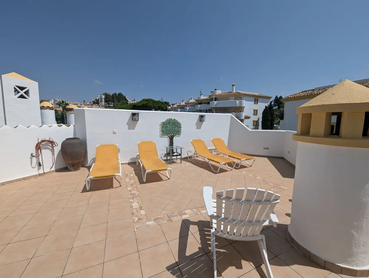 f5b95936-e00e-458f-8d9f-f8d144dc4c4b