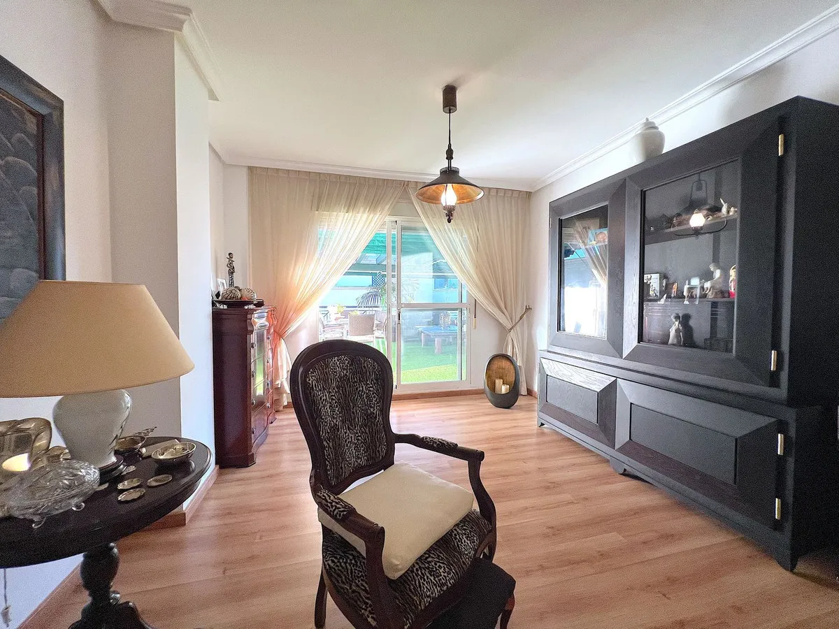 860ace78-44eb-4b06-9e99-67bccf419928