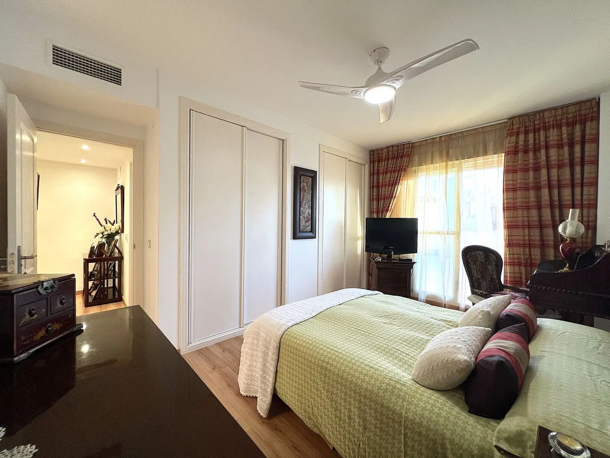 aa53acdb-123c-4f2f-b50e-572d370f6e20