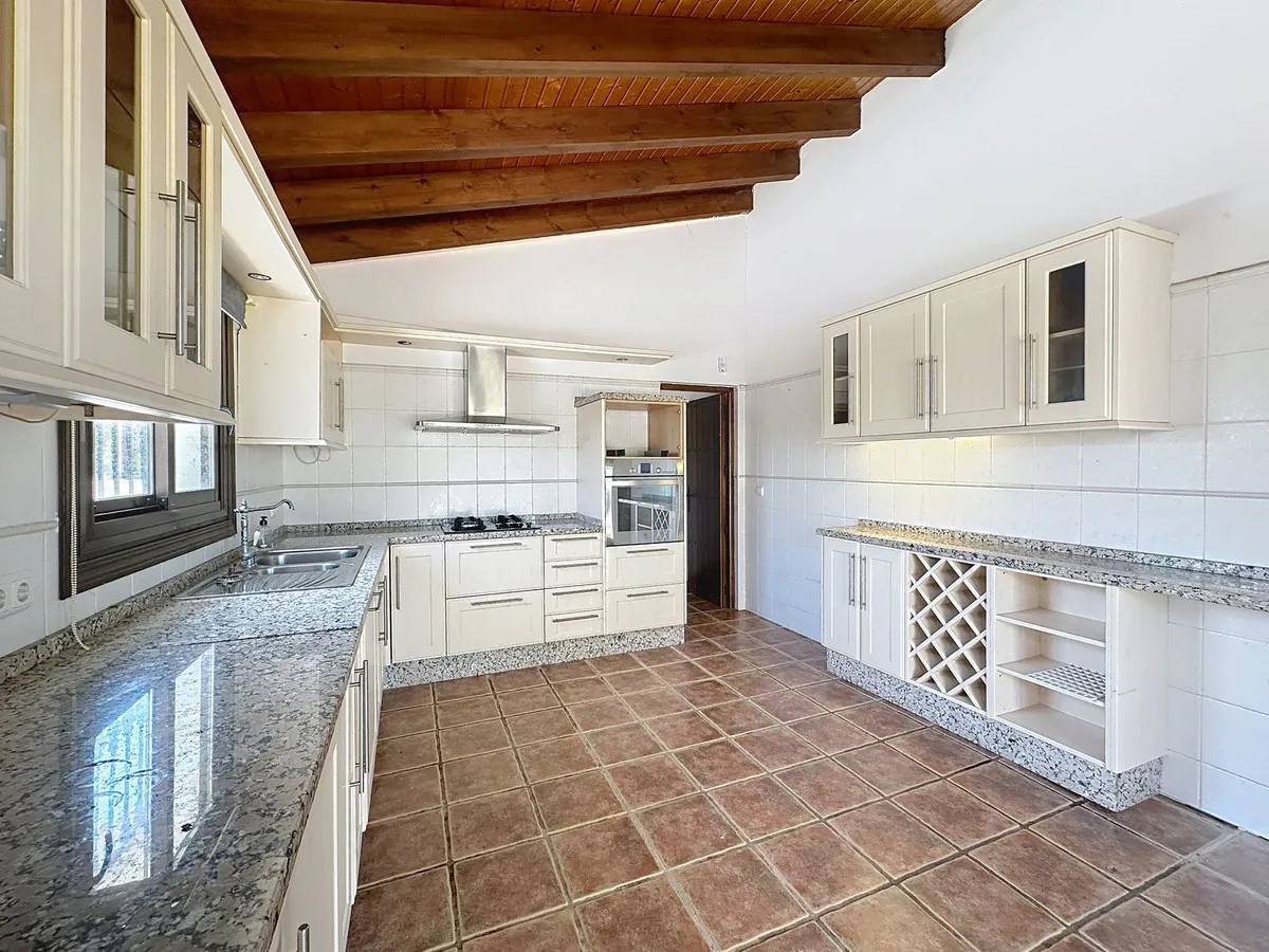 5349ca4a-f43a-4d37-9911-374ee0f046d0