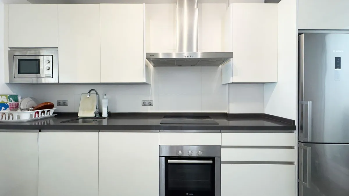 92270312-b244-4171-8b22-904481f22380