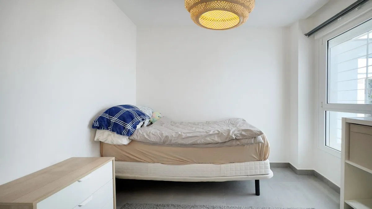 9fb3e305-cf49-4c3e-9629-d1a690a3f334