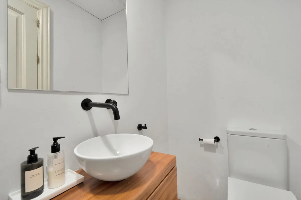 bcc6c213-4aa0-4a51-a915-6abb4b0f55b7