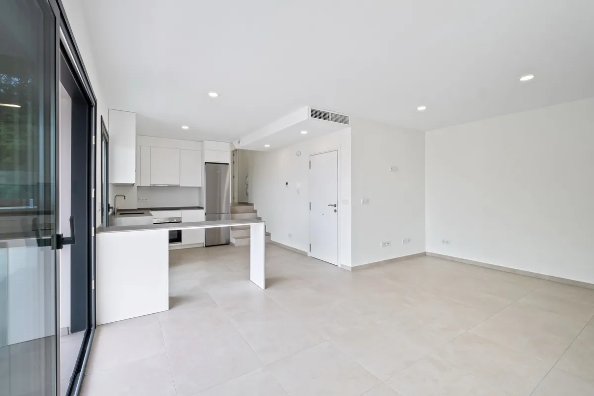 1ded5d8f-7058-4fbb-acef-f149ea132319