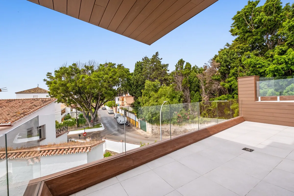 4a6dfe4f-d429-4b77-9687-cd7dd8834d35