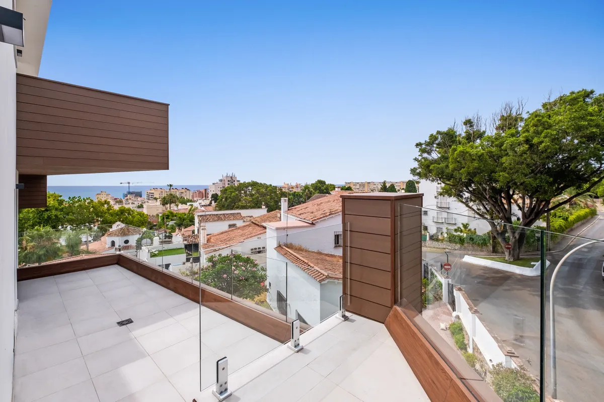 94543a28-c299-41b6-8356-404b5d12de12