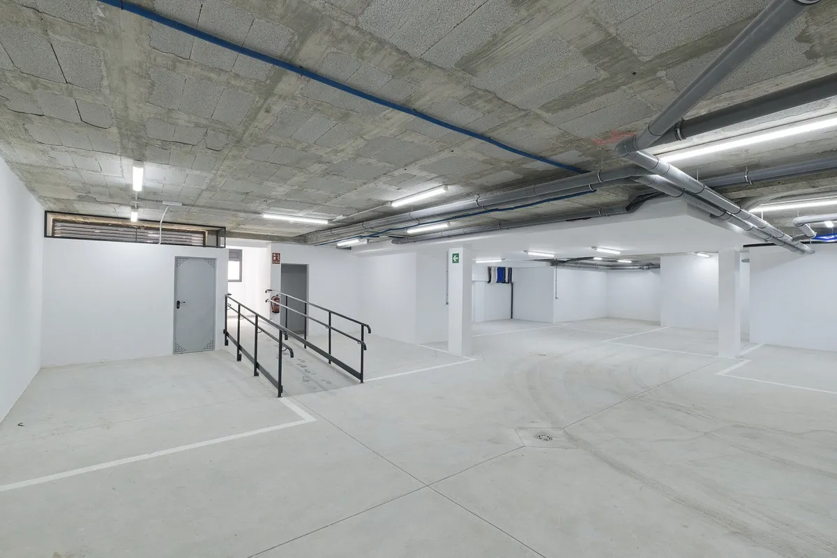 bade42f1-35c9-4e82-9d61-3f72322bad57