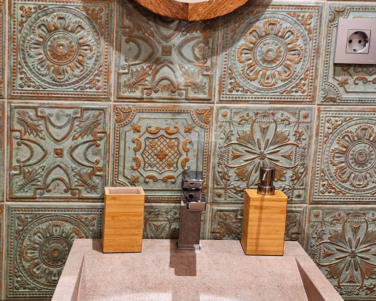 232fb384-221c-4aac-8c01-d630da6dda82