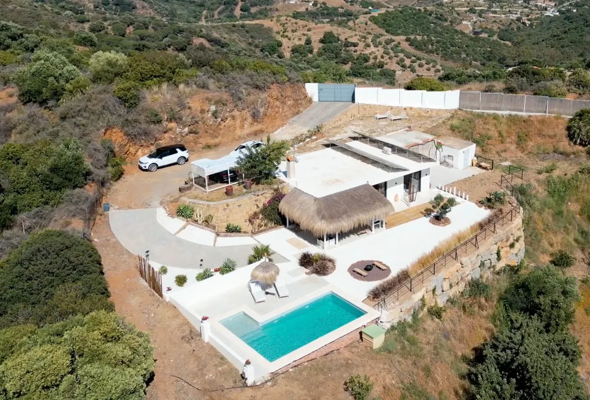 3934d8bd-c2d8-4be9-a043-ac772d7db34f