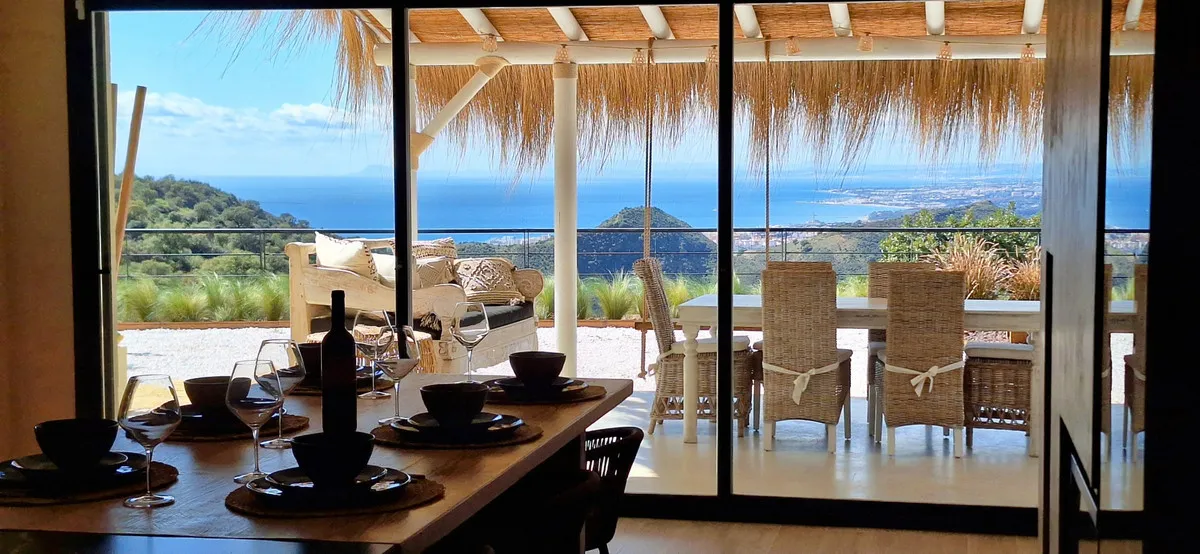 7e051eb7-aafd-41dc-873f-f87306c98825