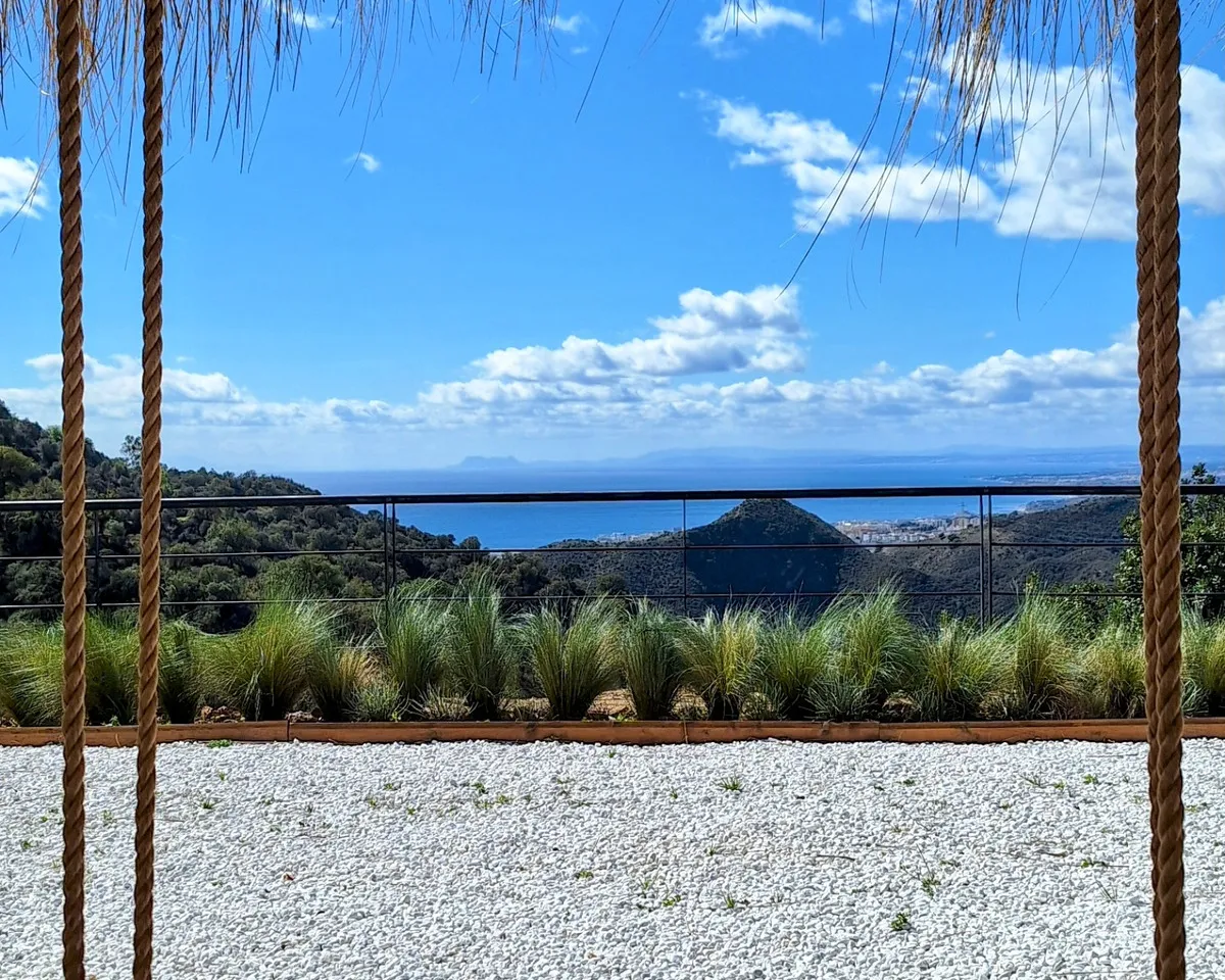 904d6508-696b-433d-91d8-e8ea2dd95c30