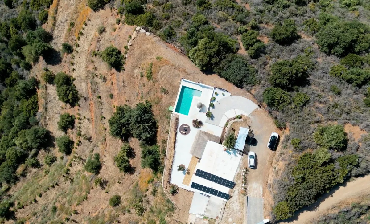 d850a0aa-c4d8-490a-ac39-e1653a1ef4bc