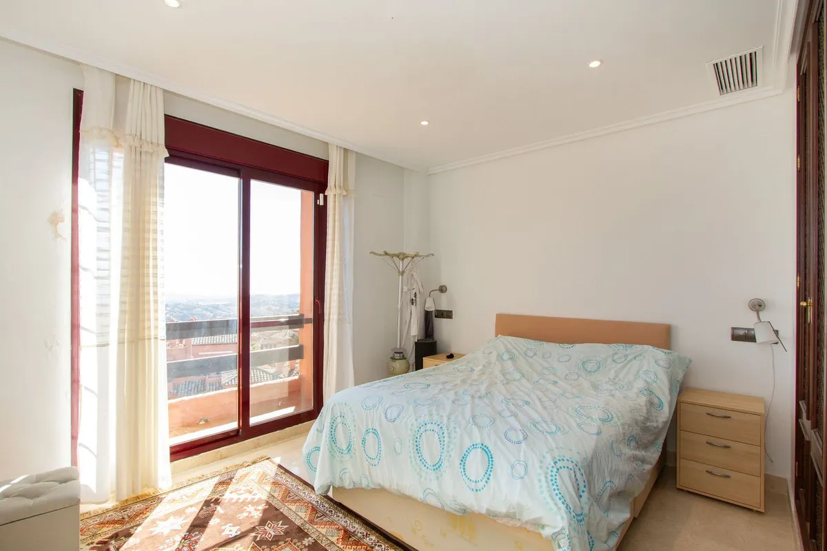 bf4793a4-7c68-4866-8852-dcbfd601d7d9