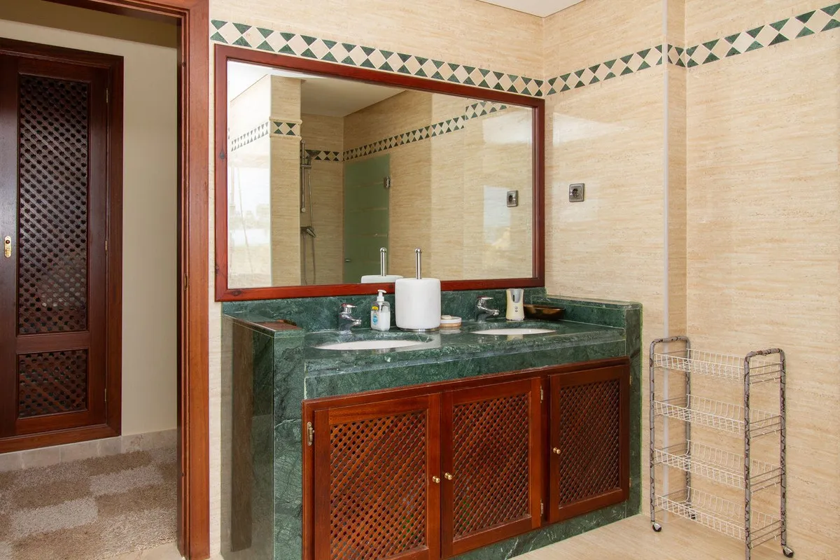 d5c16d95-90f1-4825-a91e-f7187d23c0aa