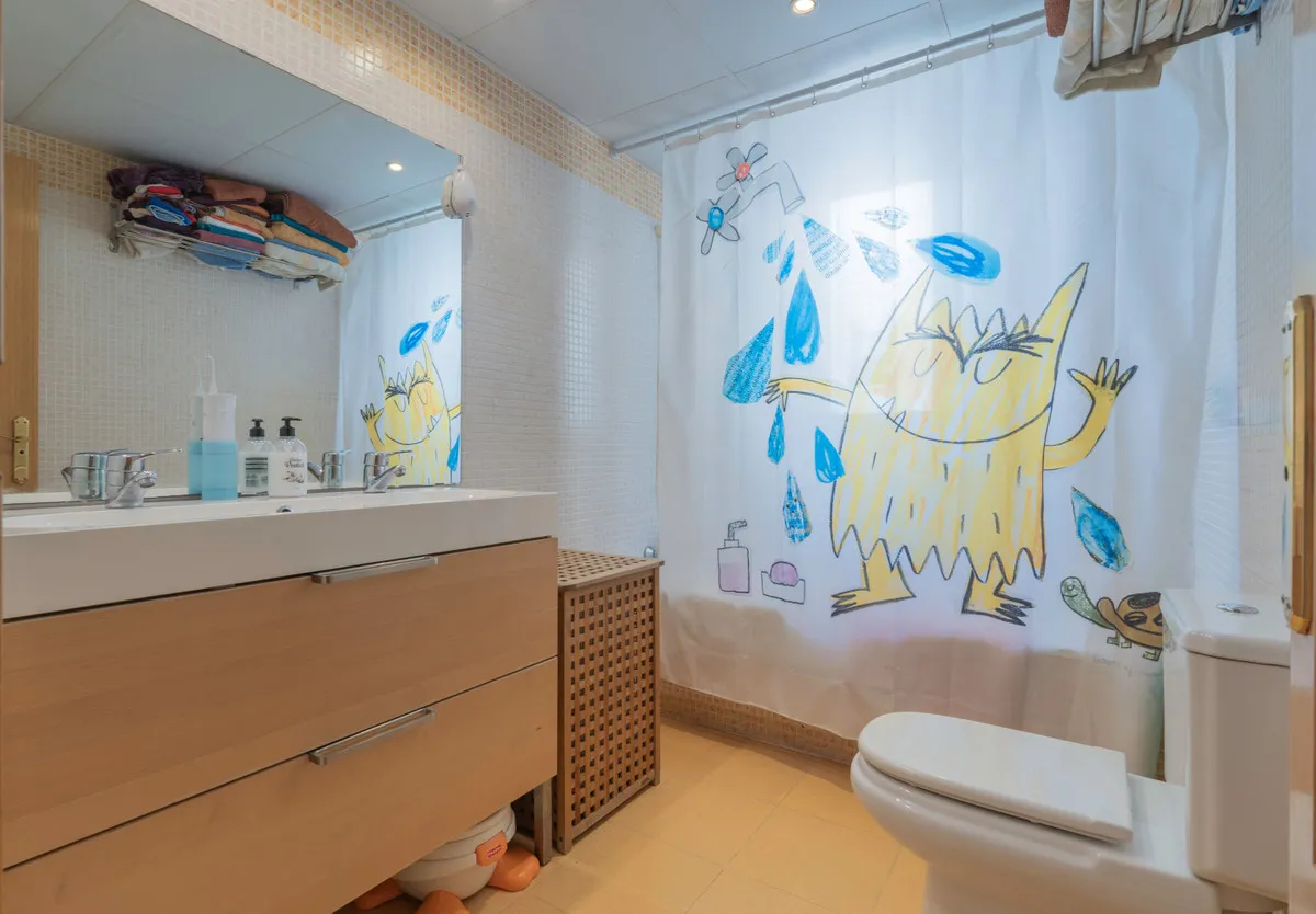 4e3d835e-da6f-4e01-bfc9-dfaddccbb0e4