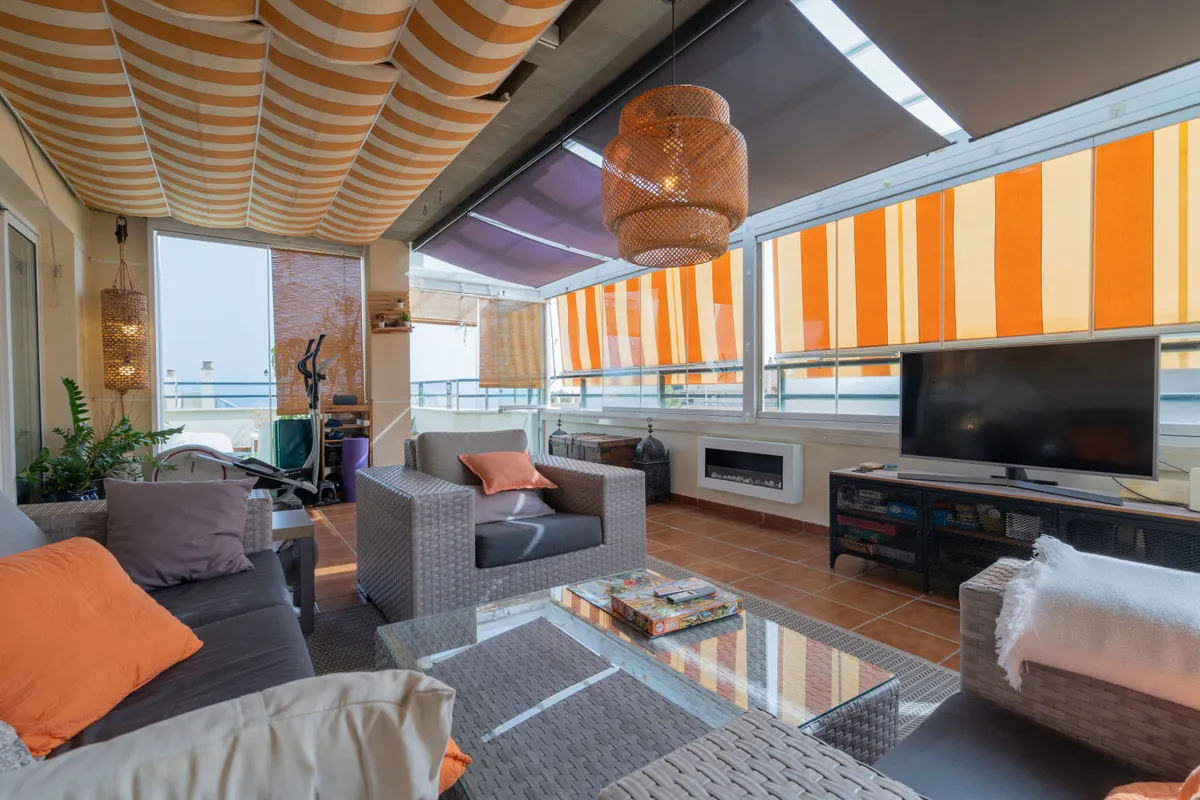 7d302bb7-0023-4072-ae9b-ffcb00977bd5