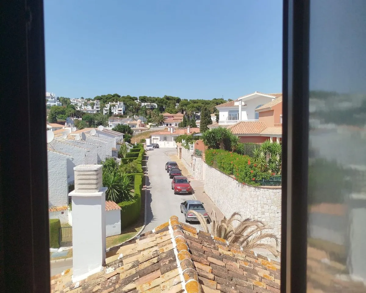 40d3187a-d0bd-452e-8919-5166802c46ff