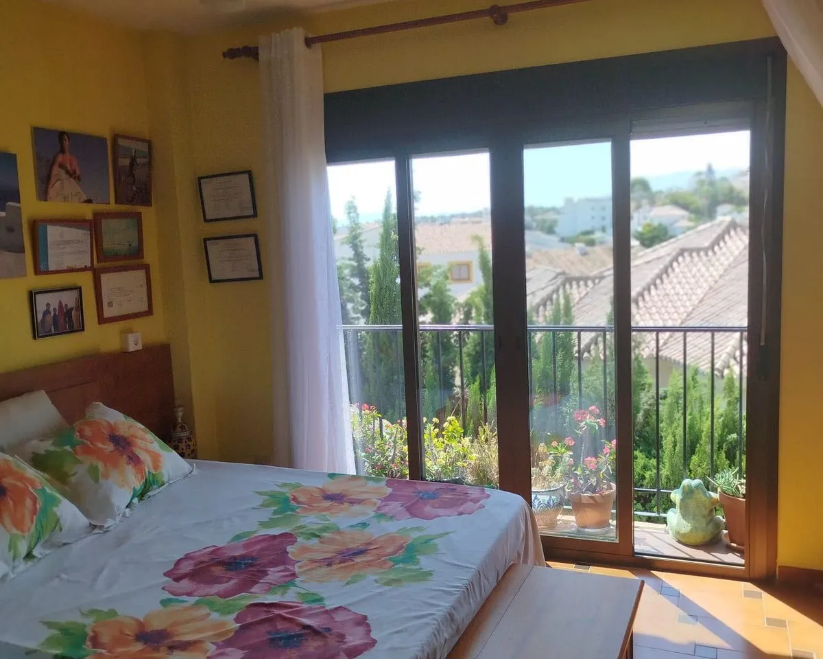 7f9b4329-3938-4abd-9a16-e2ac7bd8f6fd