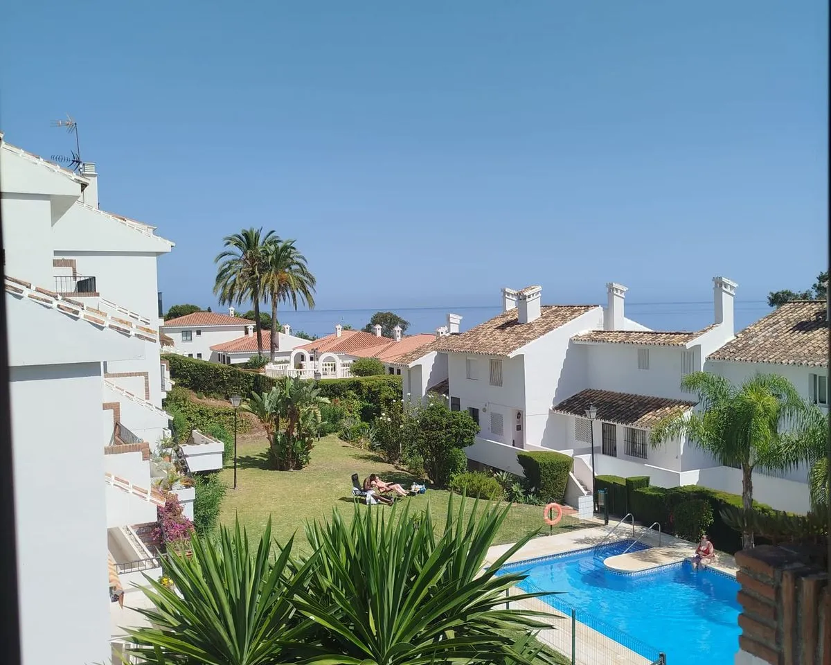 eb006e41-9dad-4953-af5b-8cf995b61090