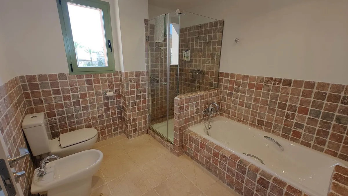 05540ec4-f196-4983-9a5f-4a6b5c026dd1