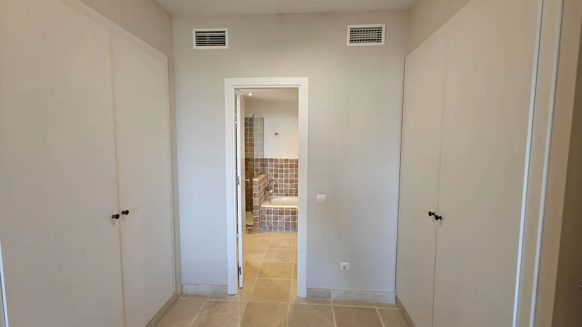 aa835375-10e7-4b60-abad-d7f33eff7e2b