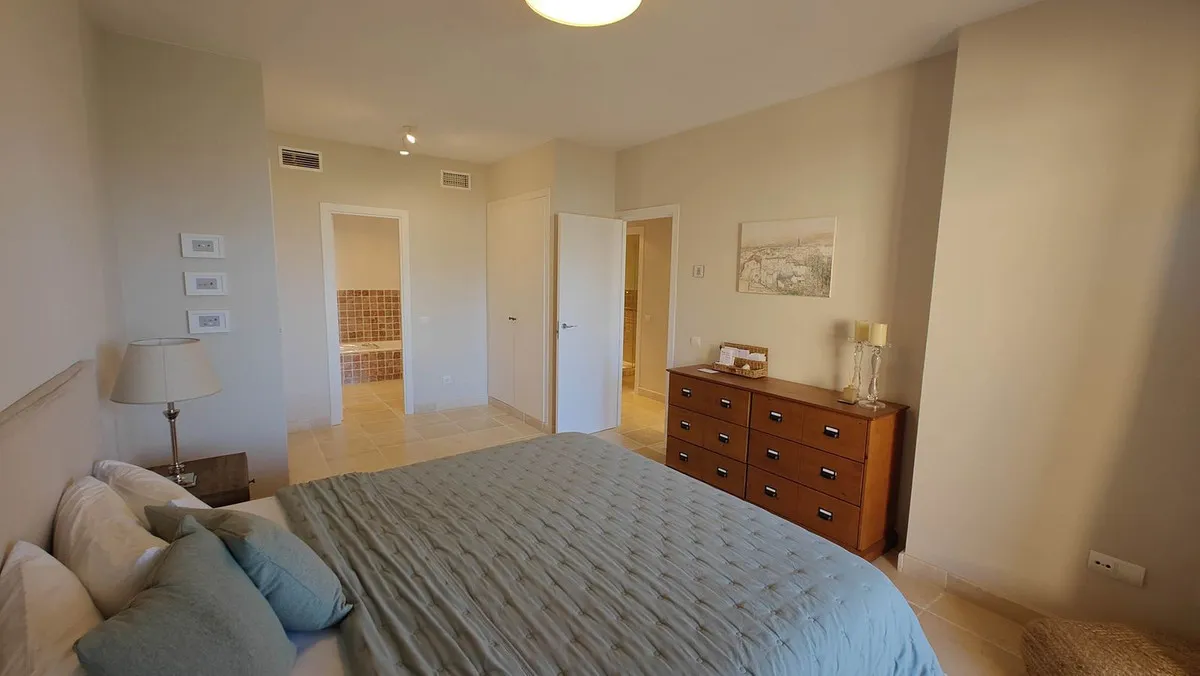 c04551d2-bf8d-458c-ae42-bfe293e3288b