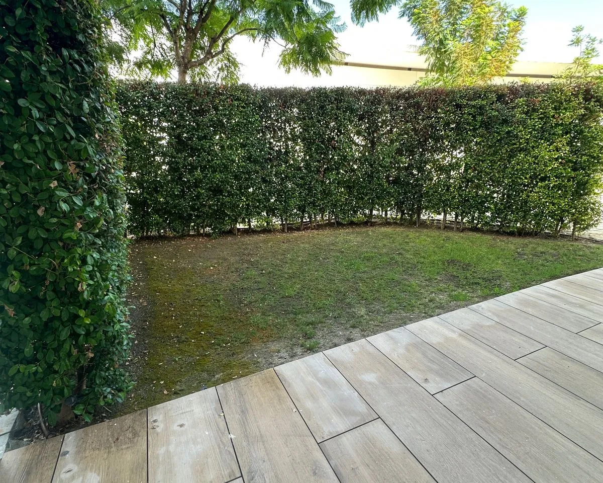 3b16ea6d-5d99-40ea-9df2-f981f089a771