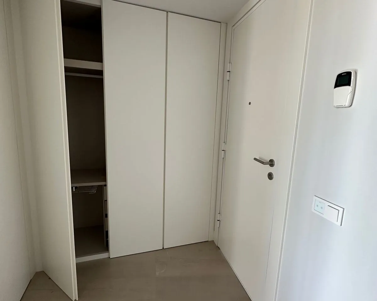 cceeb999-1d4a-4e39-82f5-b6d3f77bc42c