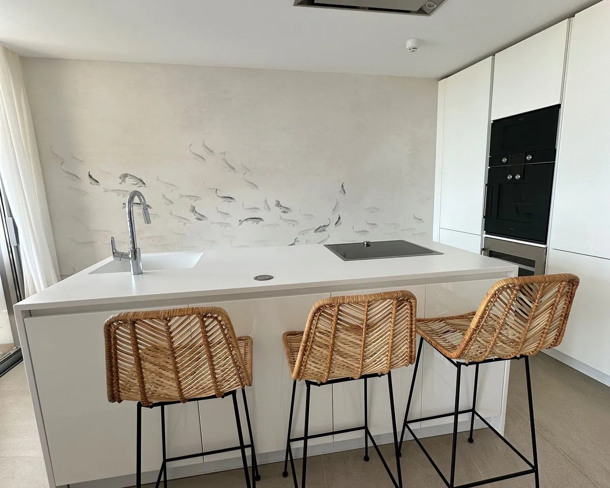 f40dc655-f8b5-4538-ad63-9a3dde390567