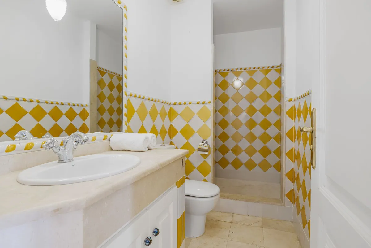 06b10027-e3ce-4c6f-be2c-ac547511b5f4