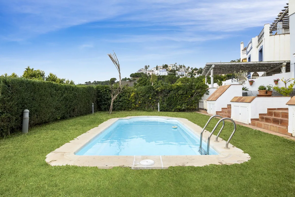 0d53c7c9-a791-4d32-844b-9a28d4b2adc4