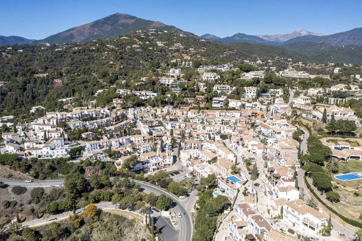 9562adf8-d229-4493-aac4-2a7a0029a03f