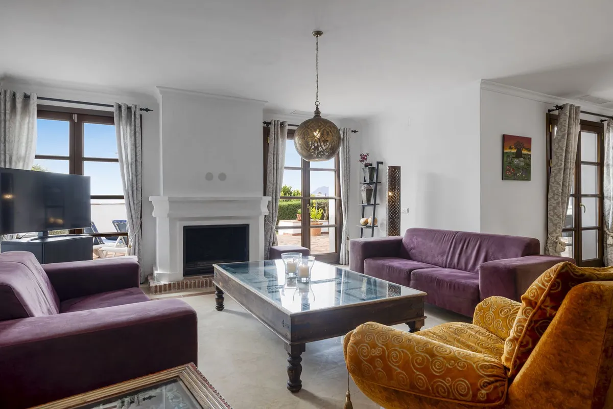 eb4fd54b-6b24-40c2-ab55-d9fc5249d95d