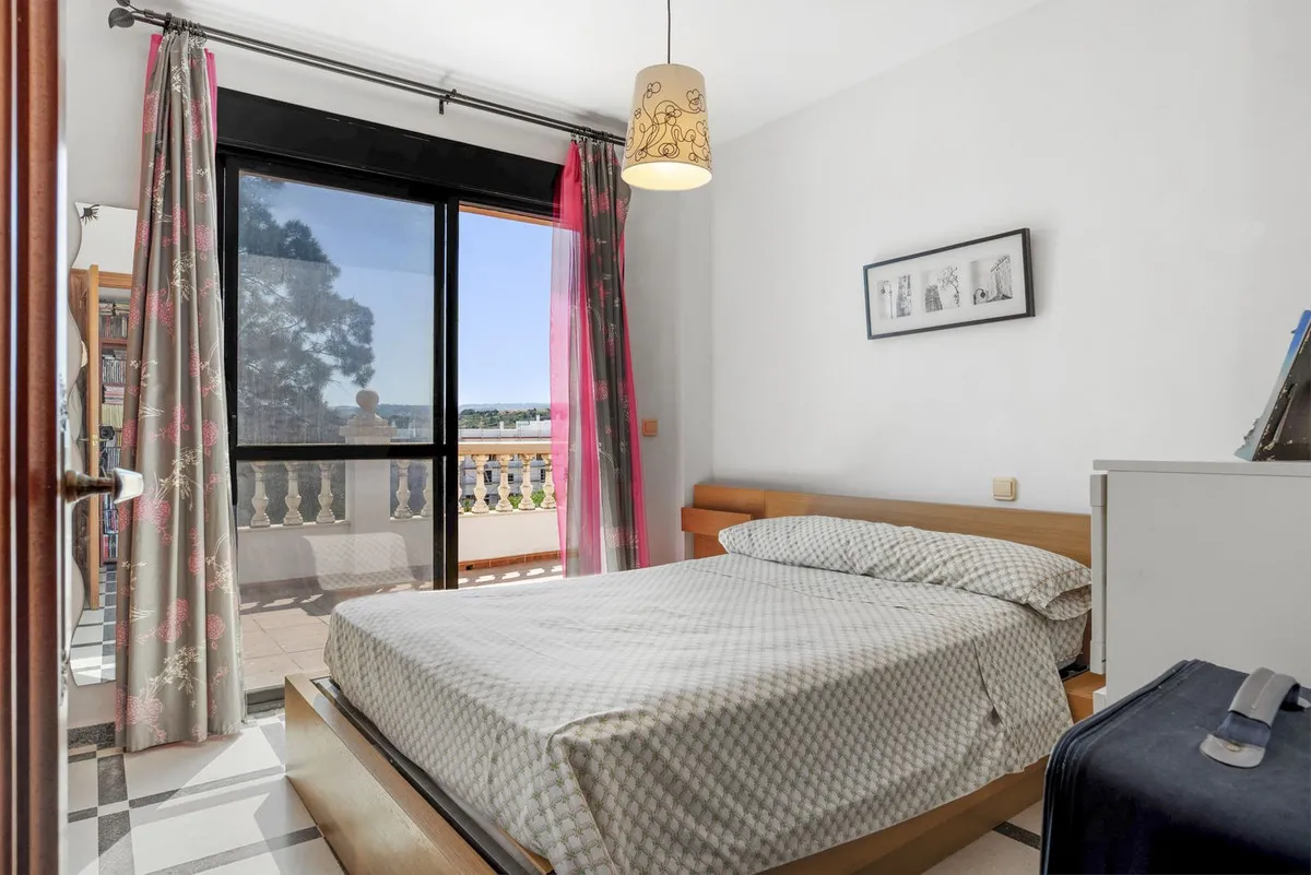 c88e992f-05b5-42f5-8eff-3759a973860c