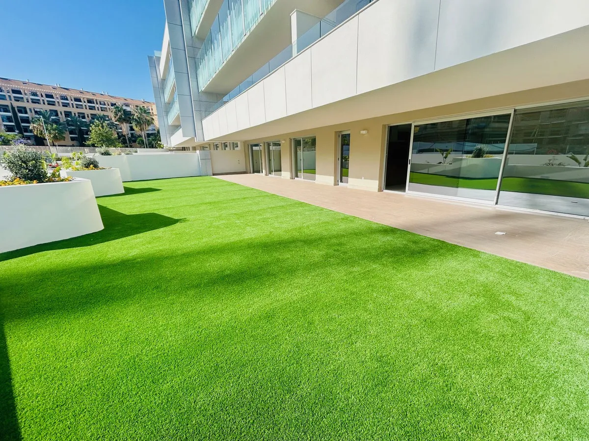 c9bbc40a-e132-4d9e-aeff-9c1380982291