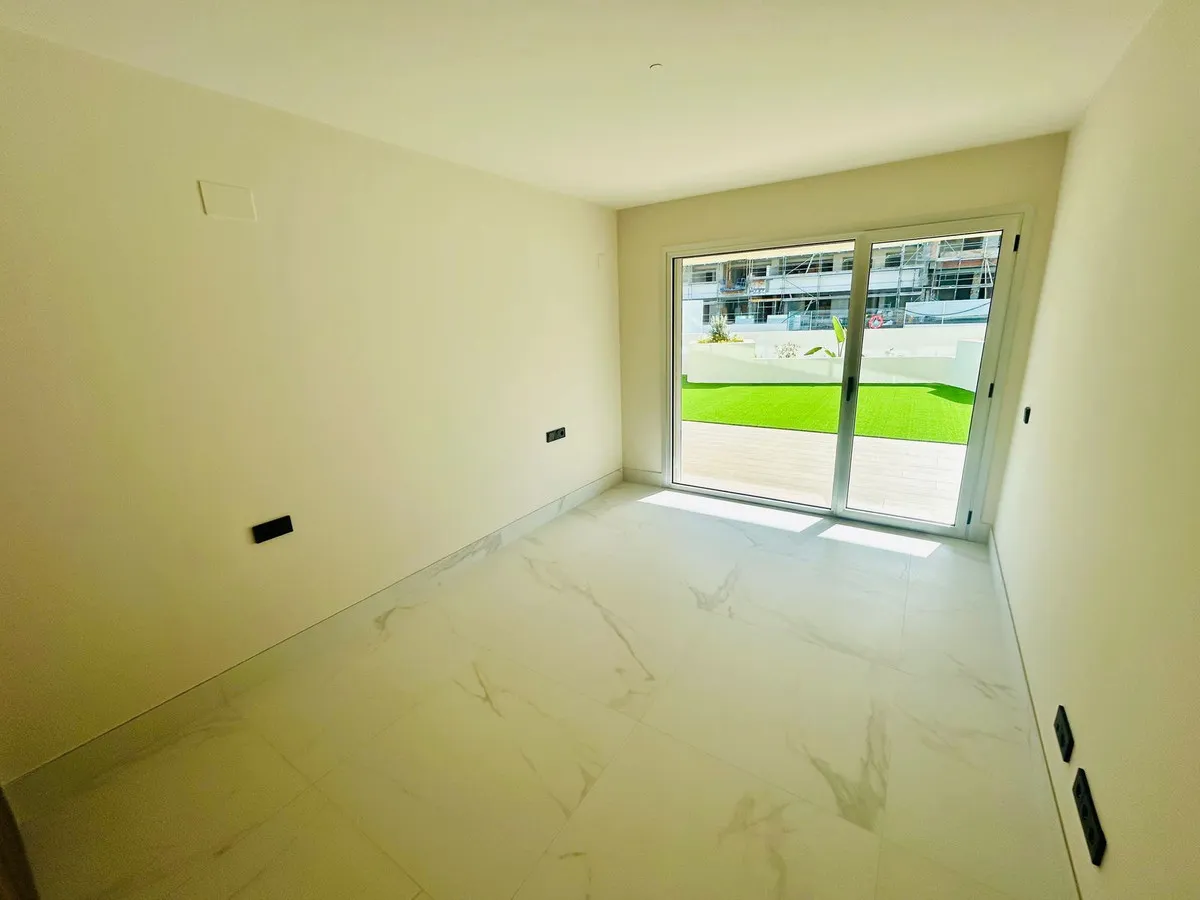 d3f0688e-2c5c-40d3-9fe4-852fdcd39532