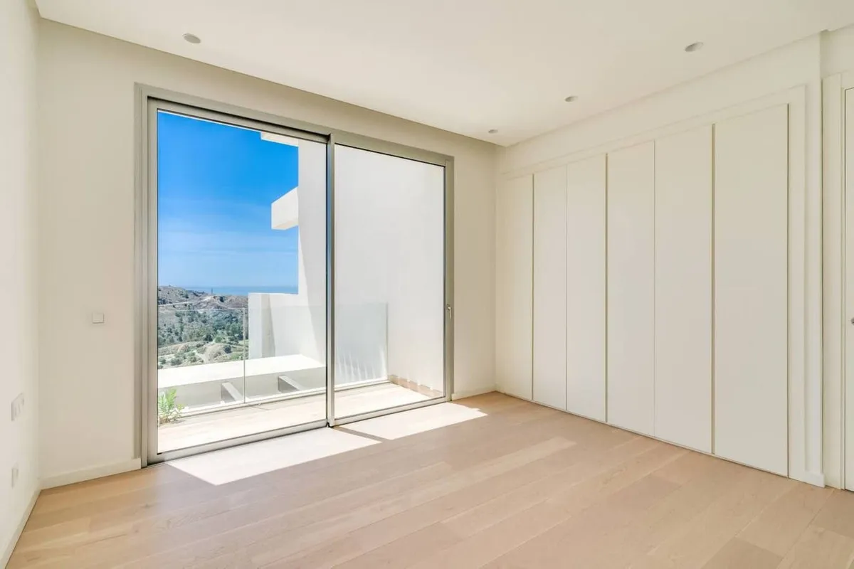 7cd291b2-b4b9-4e8b-aae6-8180a0601565