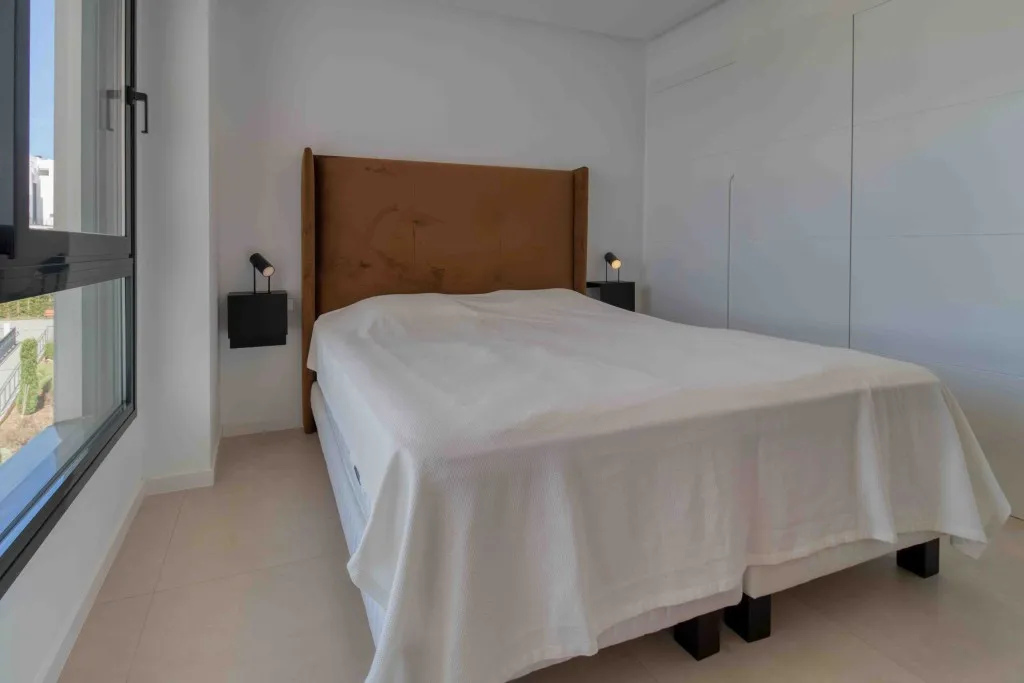 1882147e-88bc-4d93-885f-cb171168408f