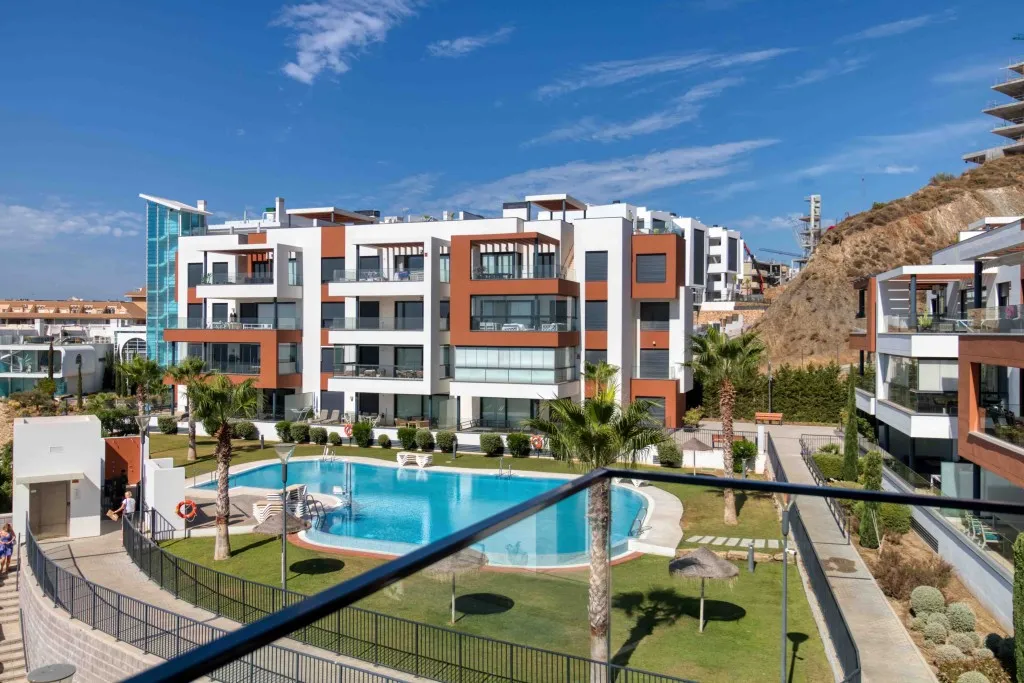 3a7fd476-3cf0-4c68-bd63-d2f3dadd964a