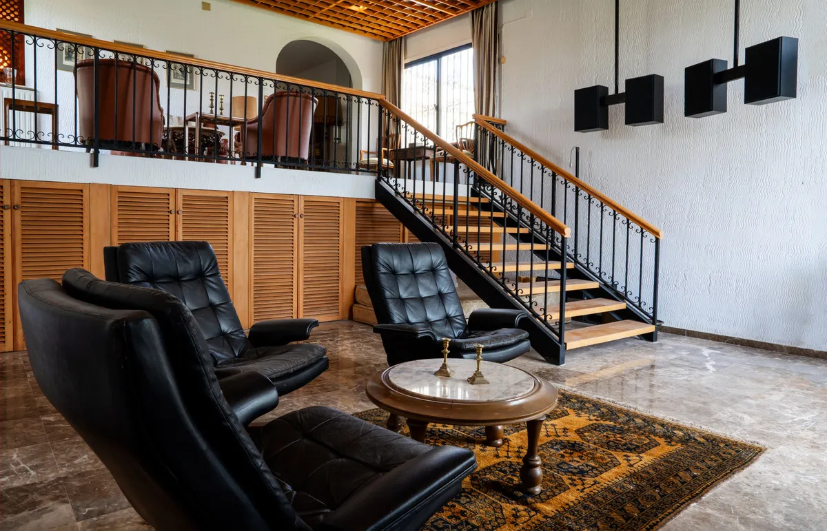 79c7ddc9-b817-4d8d-96d8-96713370af3b