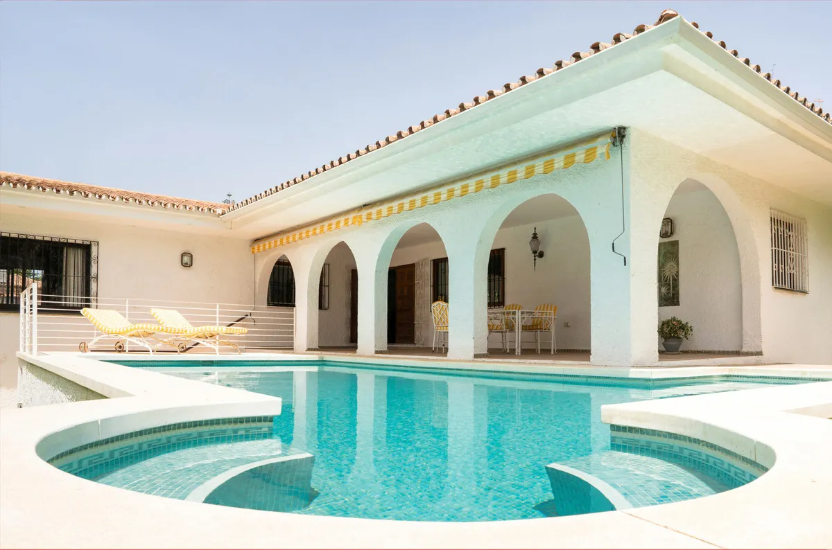 d4042ddb-3f26-4bf8-8896-e1af0be0795f