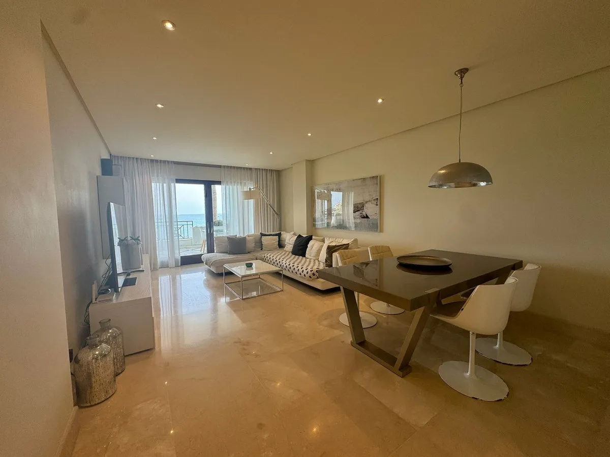 2abdf450-f901-4d7f-9ee9-a6dd803f65d6