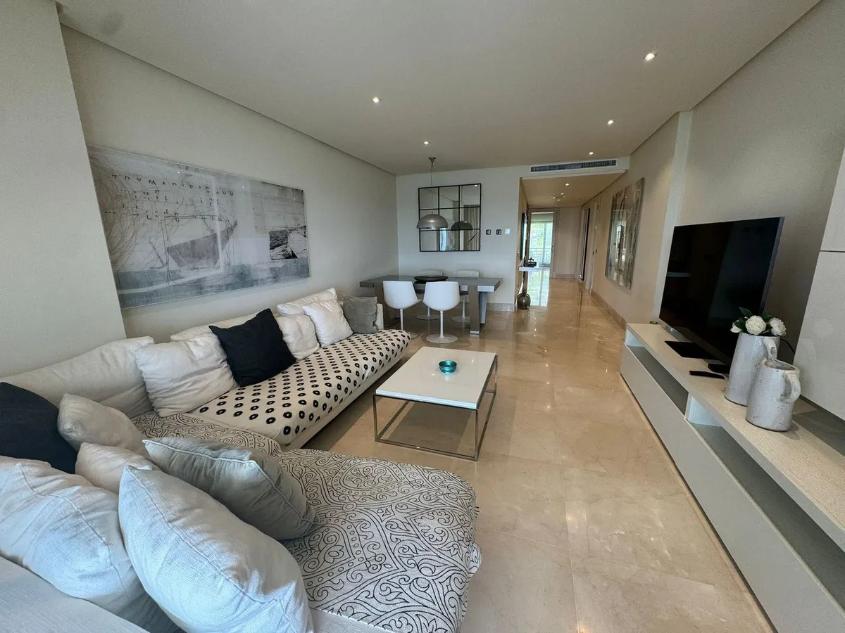 3404b576-8e7f-4463-8855-7429e0bcbc2b