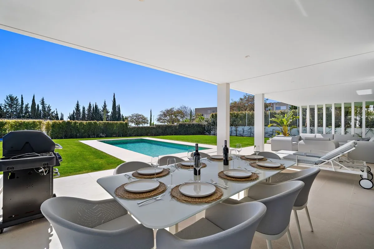 0ebbd2b6-11ee-4ac2-b070-76d570594da4