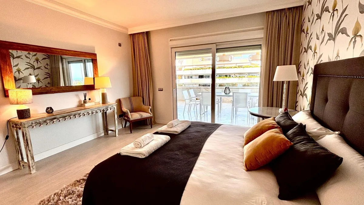 1f3011d4-a87c-47d9-ae5d-0d7943582271