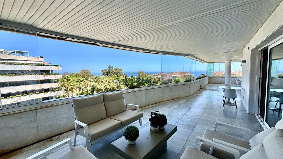 7b7f0df0-b01a-4b24-98d7-5cbef56958ea