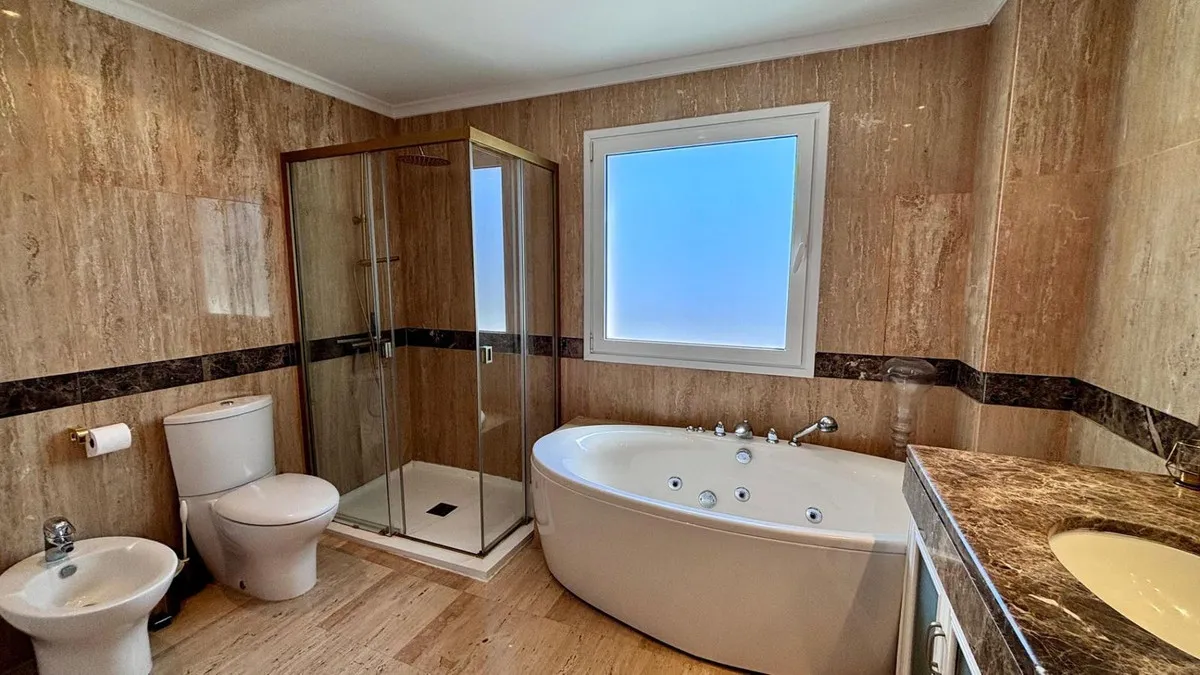 a1097674-5e37-4be7-9263-c90a3a8d26bc